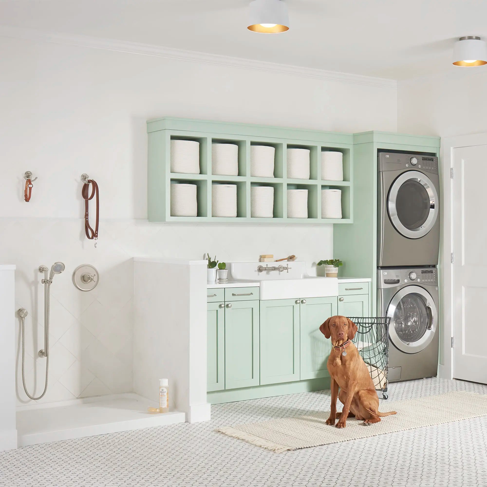 Lavabo de 30 po Oak Hill - deux trous // CANVAS WHITE // 105709_L-D35155780.144_D35155540.144_D3515545C.100_D20155002.415_10_CDNwebp.webp