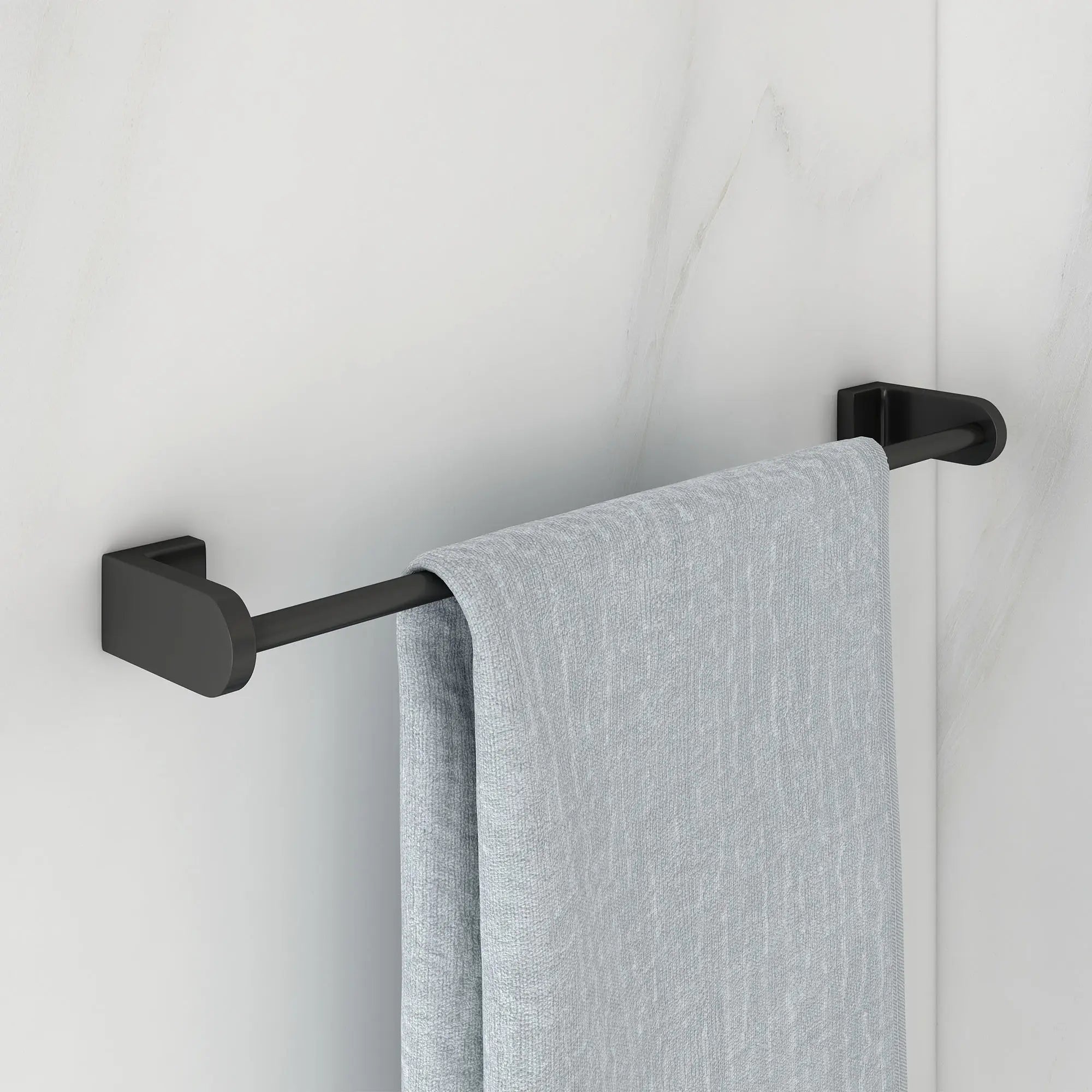 Porte-serviettes de 24 po Equility // NOIR MAT // 152710_B-D35109240.243_CDNwebp.webp