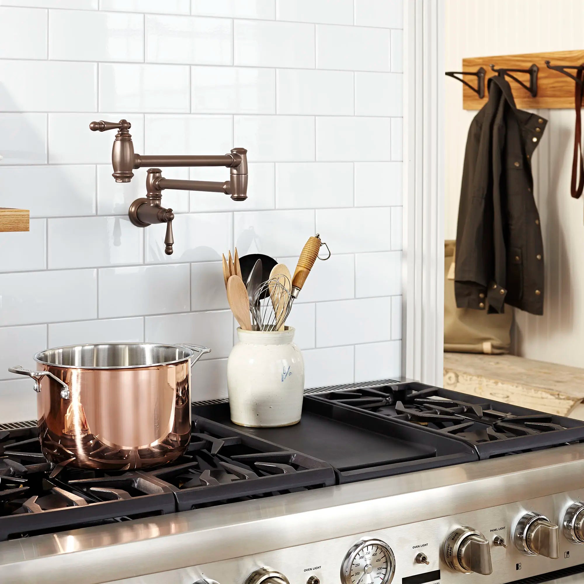 Remplisseur de cuisine Traditionnel // CARBON BRONZE // 153087_B-D35402900.110_CDNwebp.webp