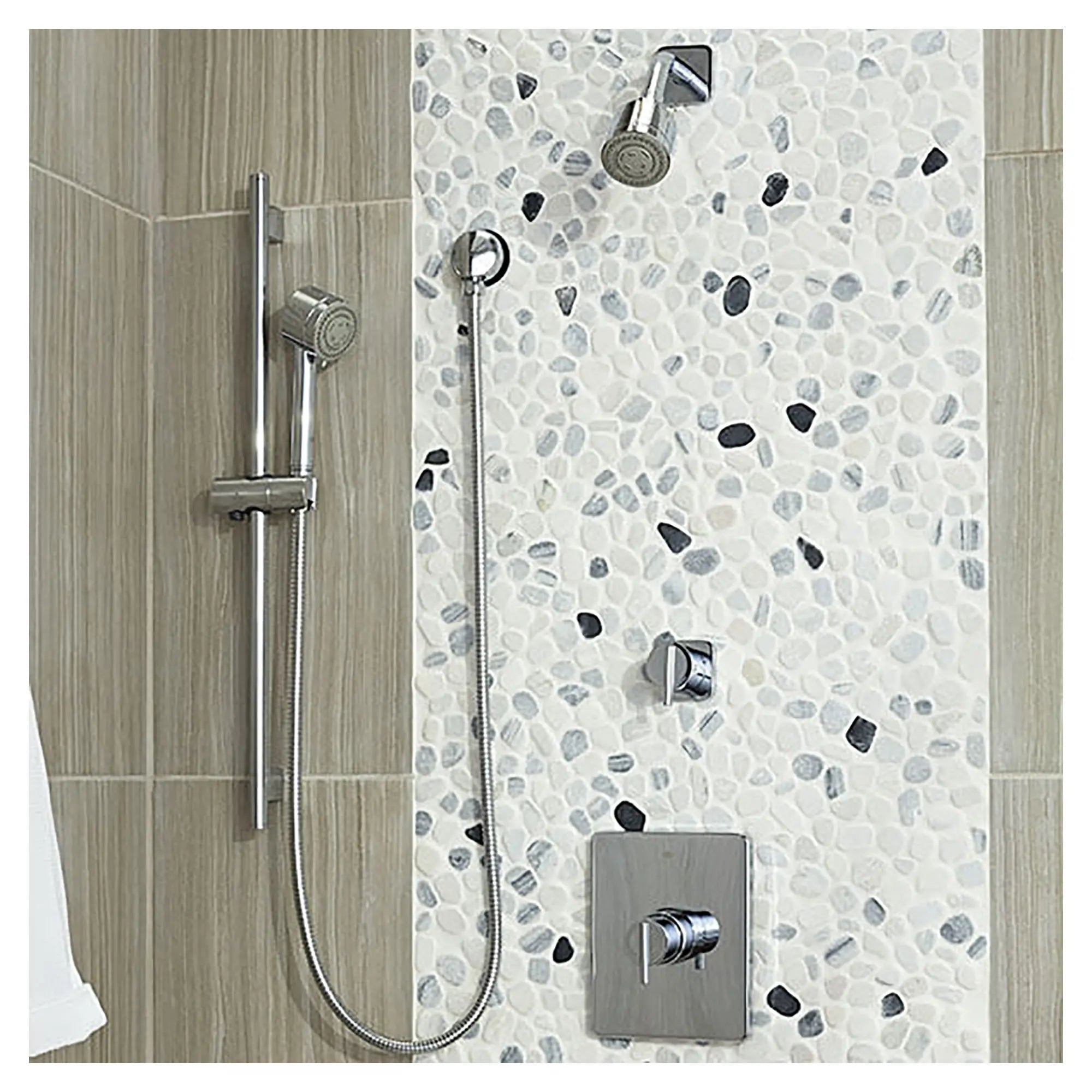 Pomme de douche multifonction Rem // CHROME POLI // 160257_D3510077C.100_0_CDNwebp.webp