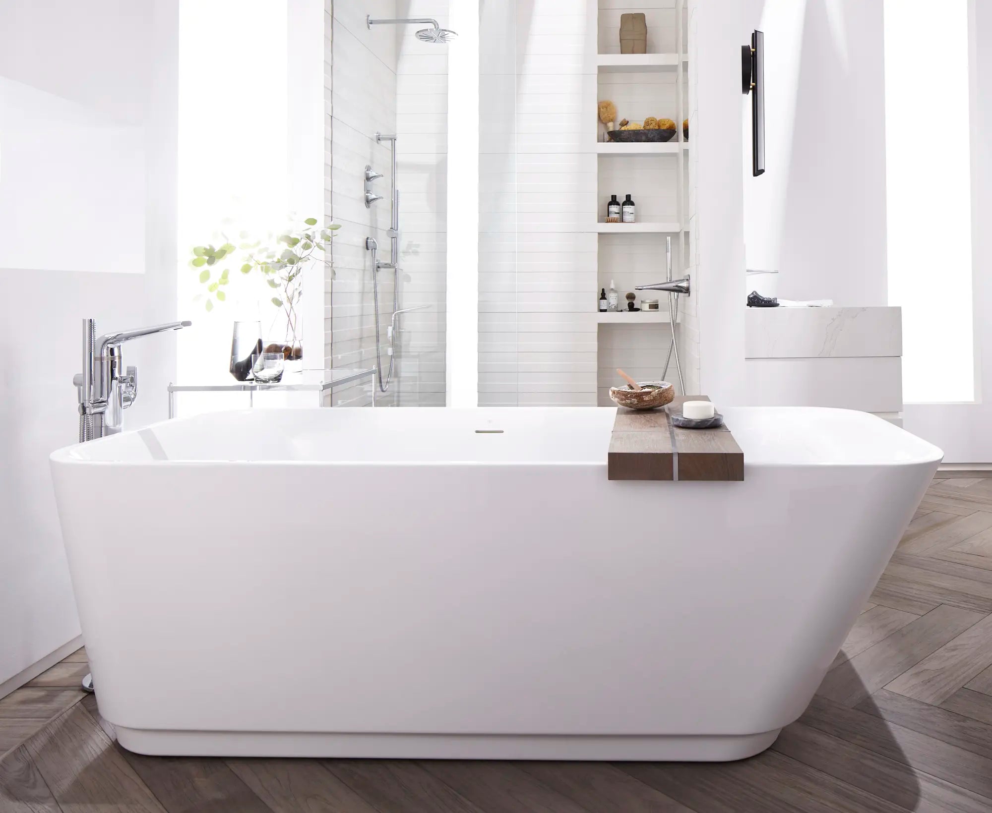 Baignoire autoportante DXV Modulus 72 x 32 po // CANVAS WHITE // 39753_Shot1_tub_LauraMuller_CDNwebp.webp