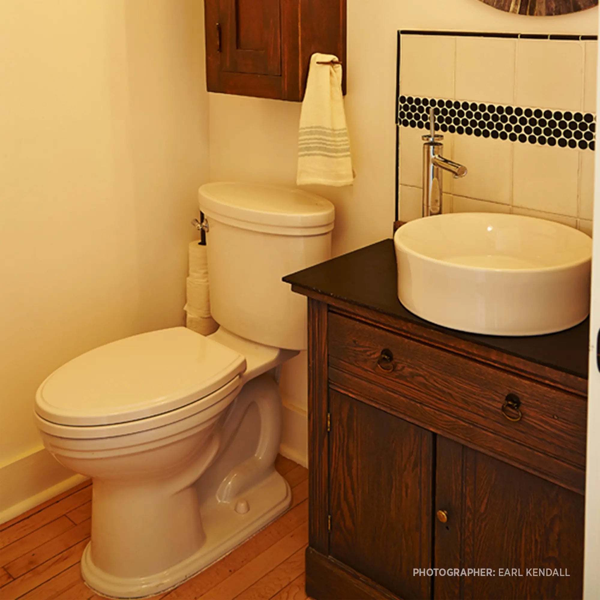 Grand lavabo rond sous comptoir POP // CANVAS WHITE // 39795_D20135000415_0_CDNwebp.webp