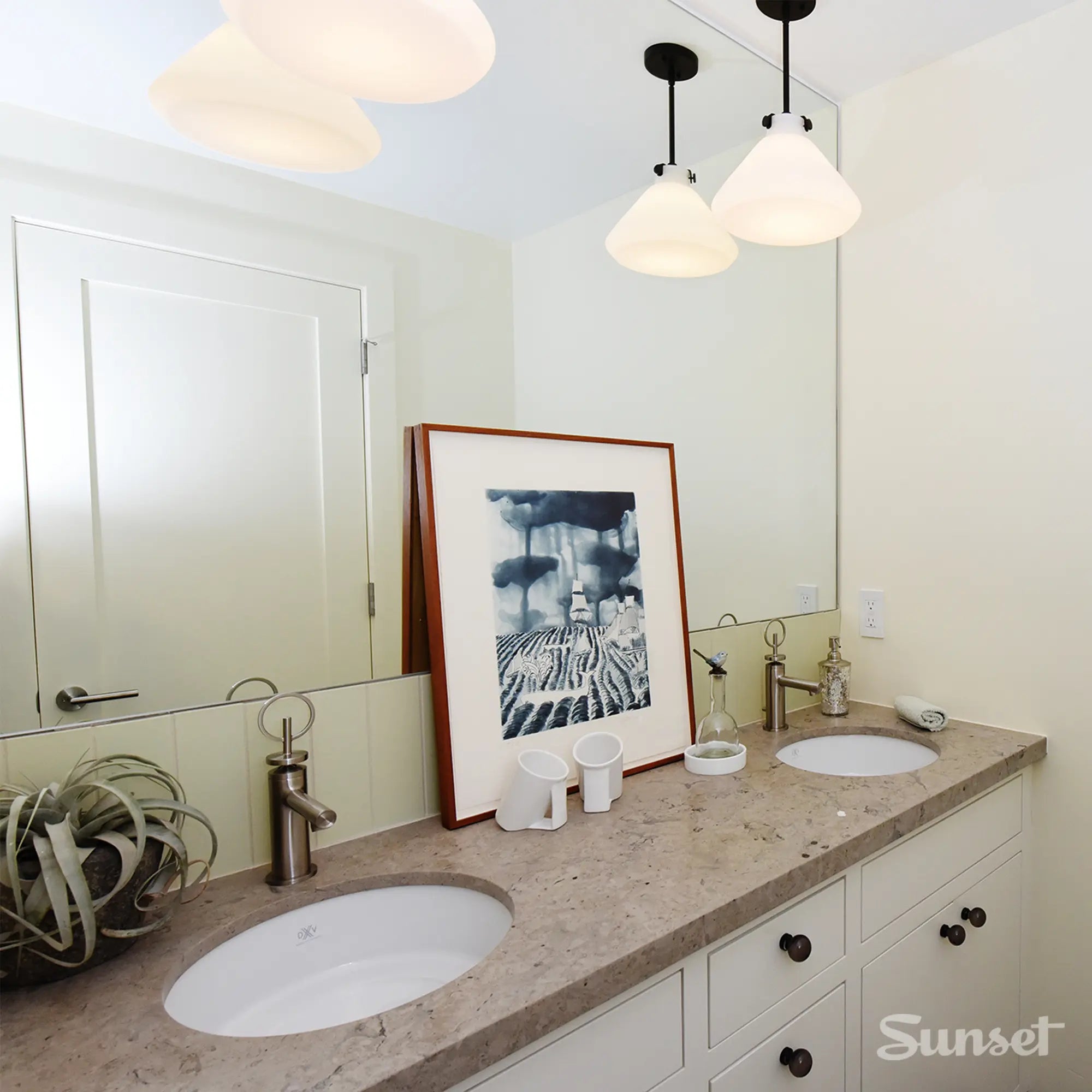 Robinet de lavabo à monocommande Percy avec poignée en boucle // CHROME POLI // 39841_D3510512C100_0_CDNwebp.webp