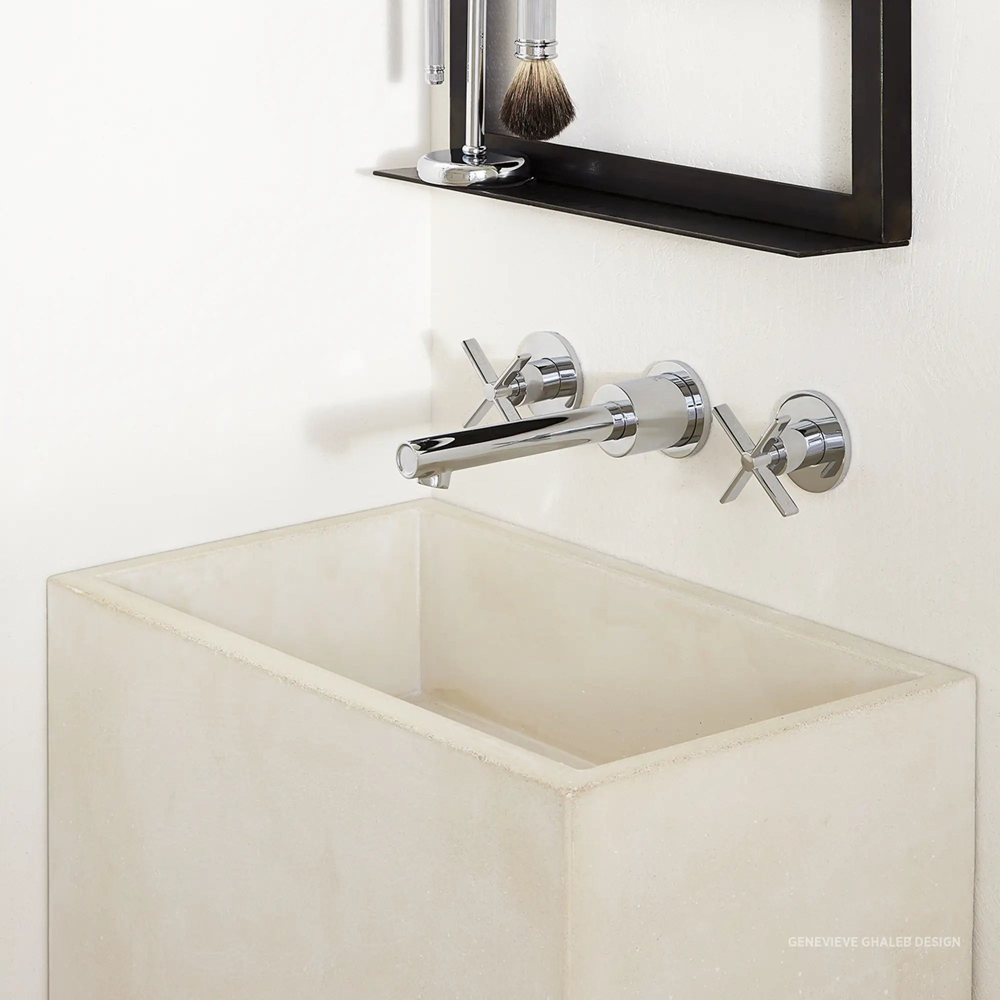 Robinet de lavabo mural avec poignées en croix // CHROME POLI // 39847_D3510546C100_01_0_CDNwebp.webp
