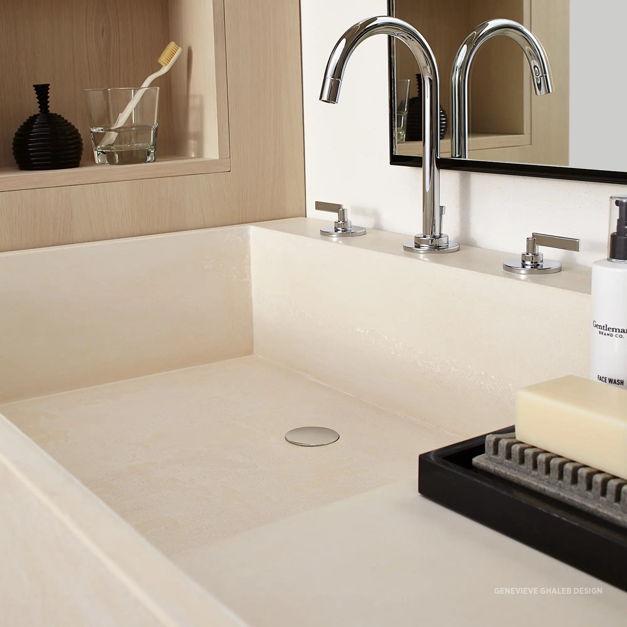Robinet de lavabo espacé à 2 poignées Percy avec poignées à levier // CHROME POLI // 39857_D3510580C100_05_CDNwebp.webp