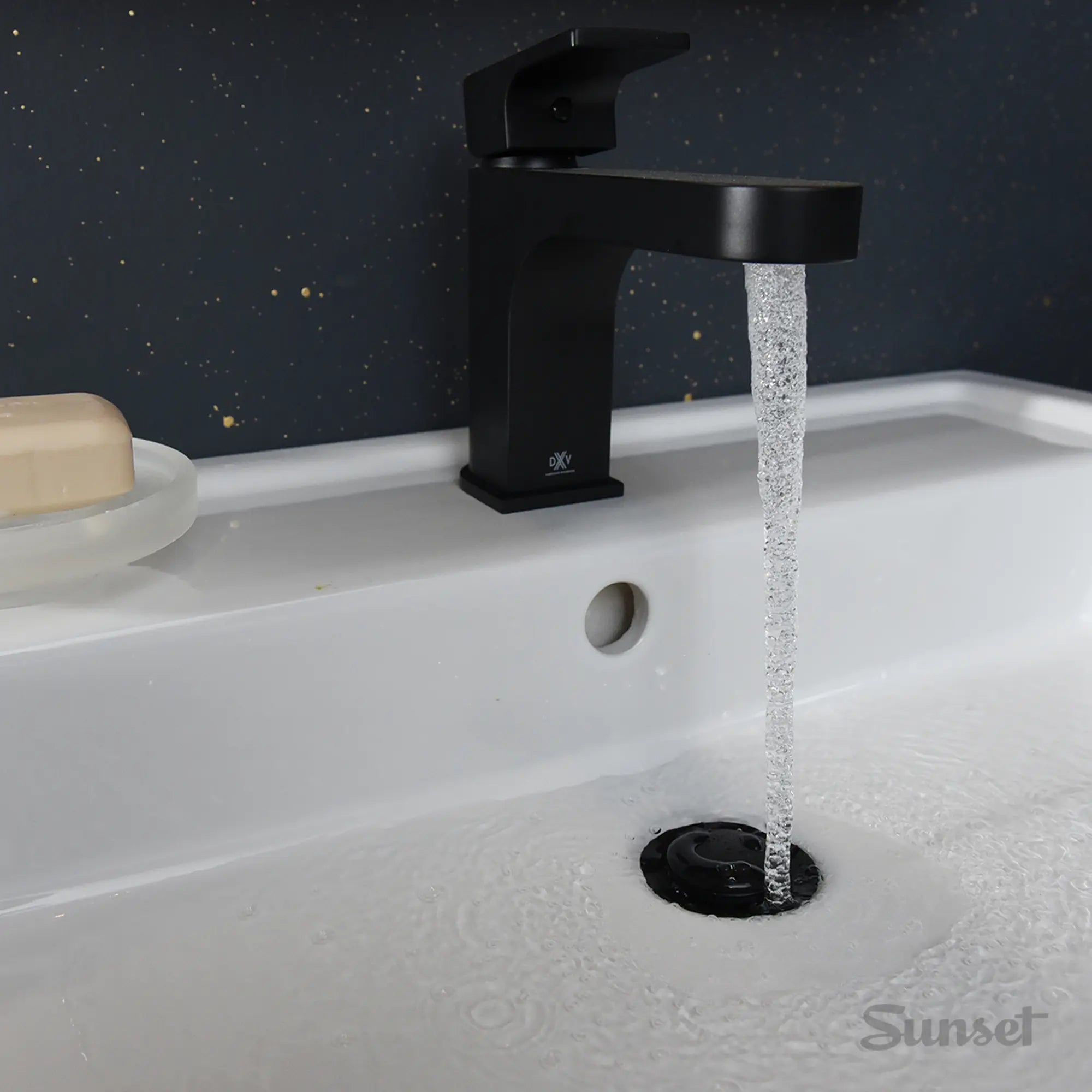 Robinet de lavabo à monocommande Equility // NOIR MAT // 39863_D3510910C243_CDNwebp.webp