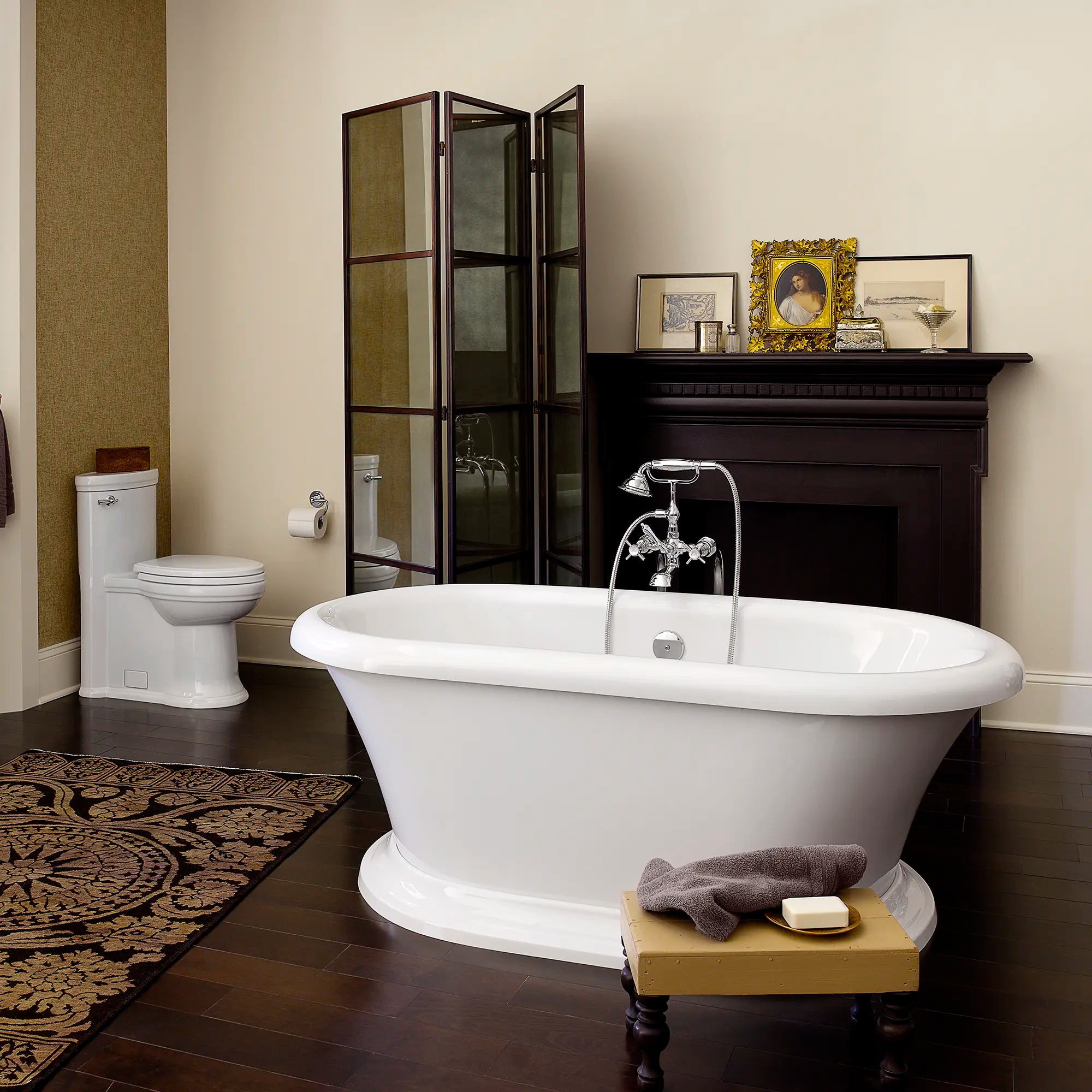 Toilette St. George monopièce à cuvette allongée à hauteur de chaise avec siège // CANVAS WHITE // 40892_C_D20005800.415_D62745004.415_D35107954.100_D22000C101.415_D35107840.100_3_0_CDNwebp.webp