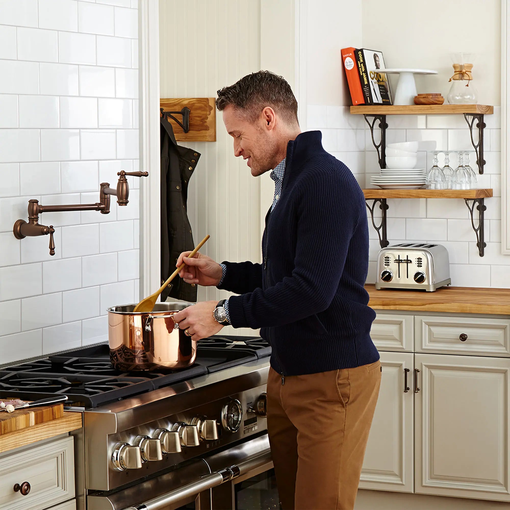 Remplisseur de cuisine Traditionnel // CARBON BRONZE // 41162_L-D35402900110_CDNwebp.webp