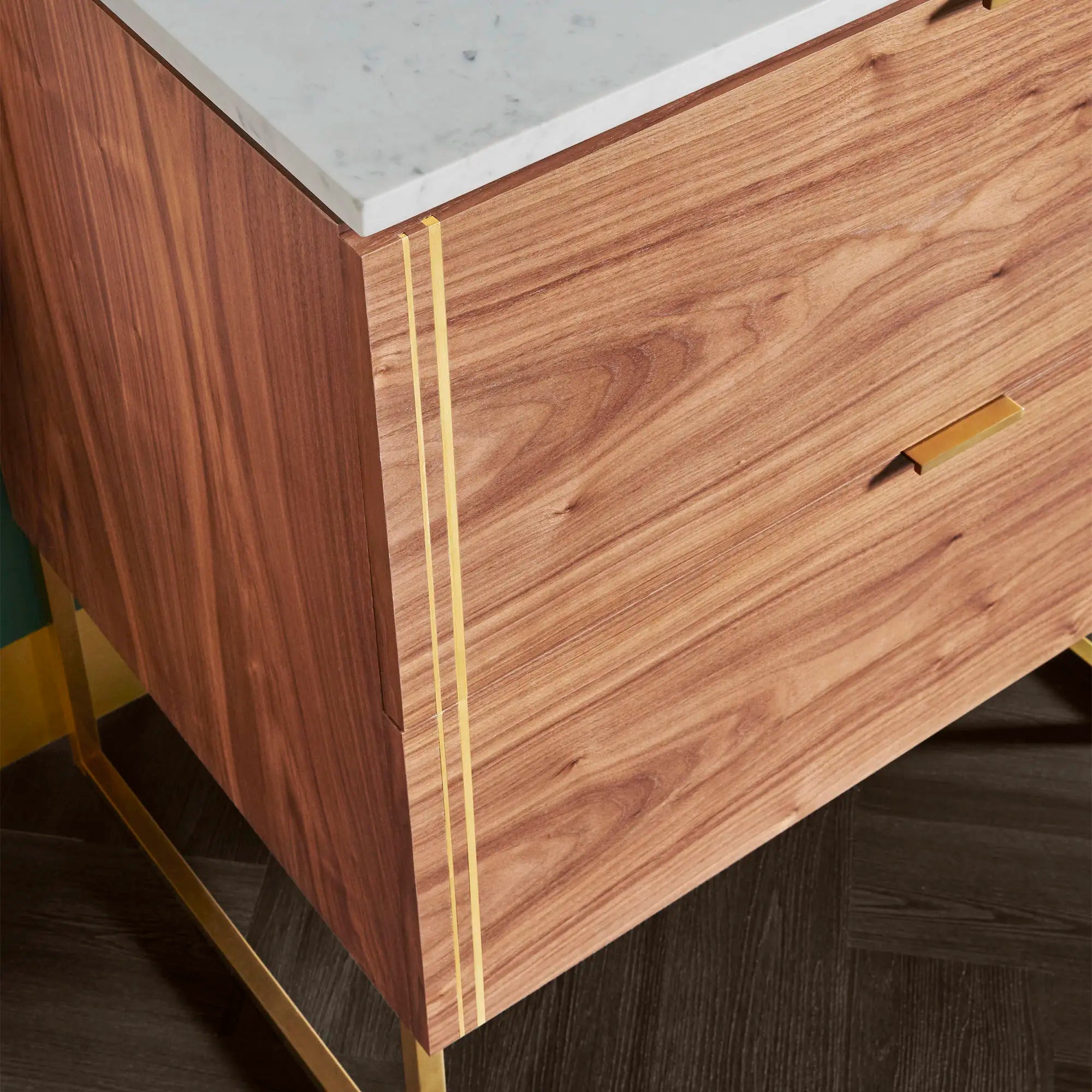 Meuble-lavabo en noyer 30 po Belshire // WARM WALNUT // 83495_B-D19086030329_3_CDNwebp.webp