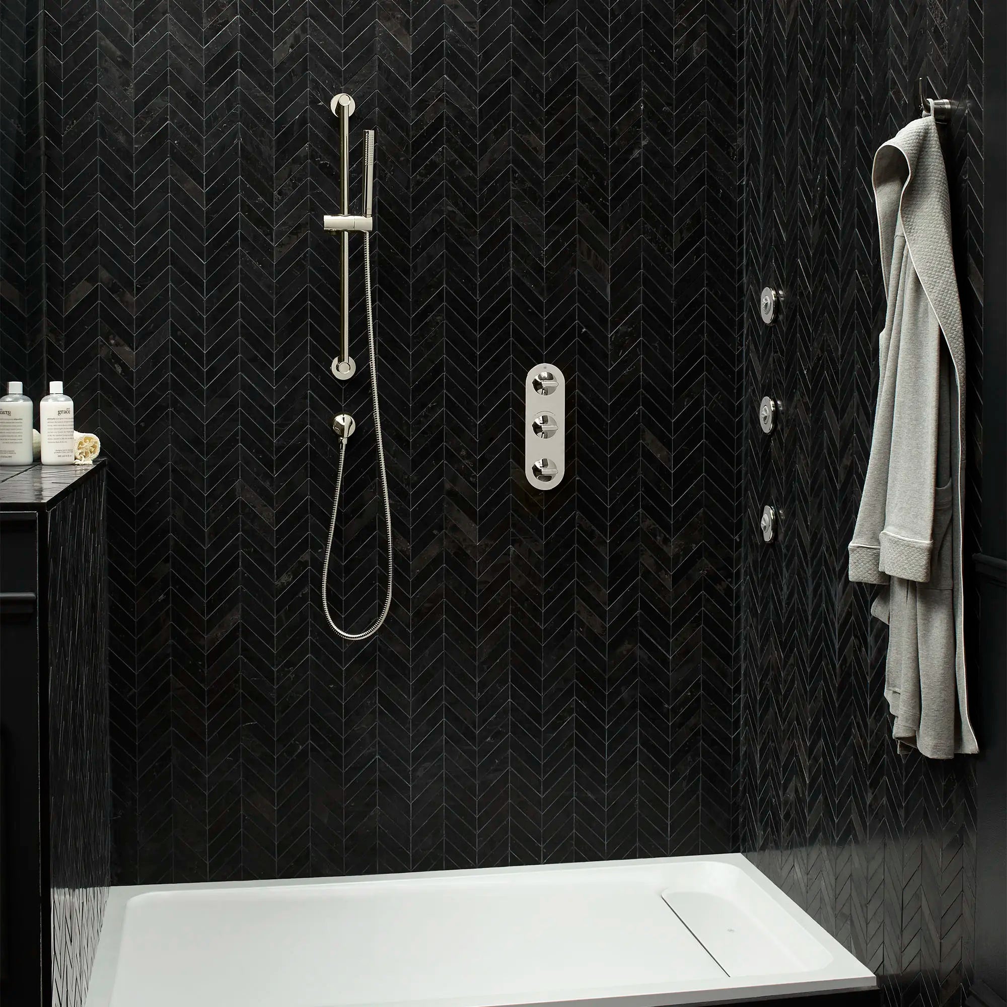 Ensemble de douche personnelle avec douchette DXV Modulus // PLATINUM NICKEL // 84860_B-D35120780150_CDNwebp.webp