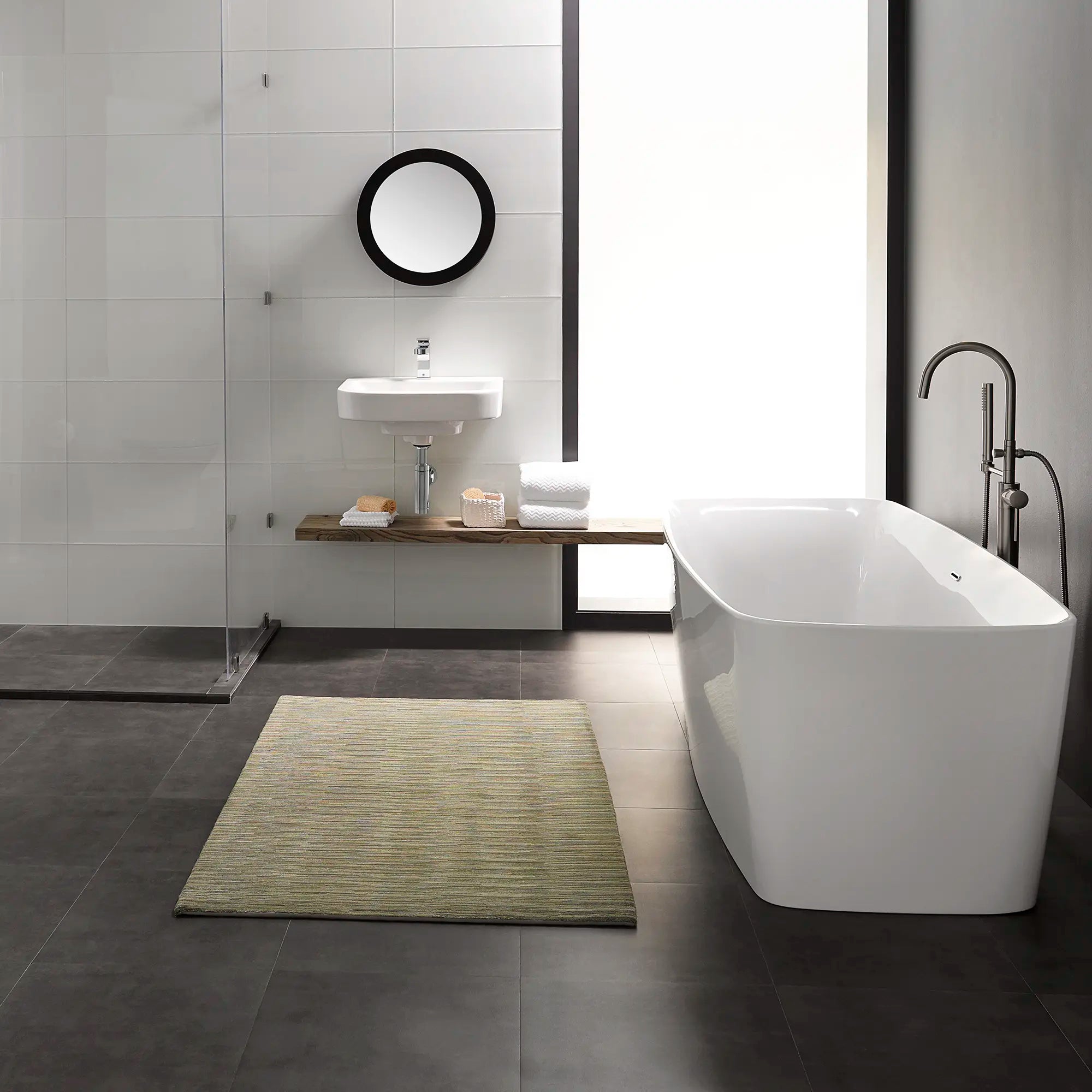 Lavabo murale de 22 po Equility - monotrou // CANVAS WHITE // 89739_C-D20075001415_D35109100100_D35109775100_D35109500100_D35901971100_D22690A200415_D12536004415_2_CDNwebp.webp