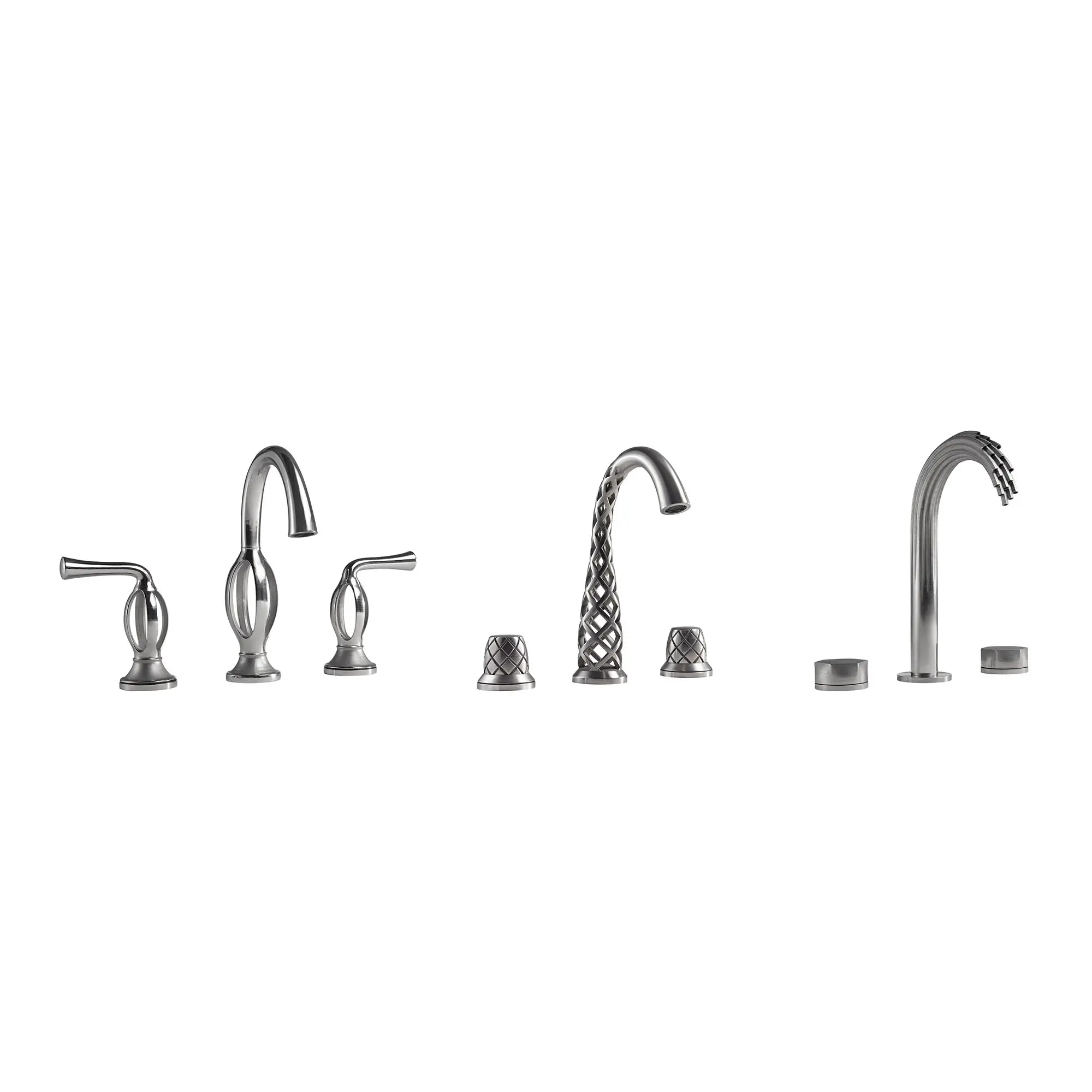 Robinet de lavabo espacé à 2 poignées Shadowbrook // BUTLER FINISH // 92586_D31202801435_D31201801435_D31204801435_CDNwebp.webp